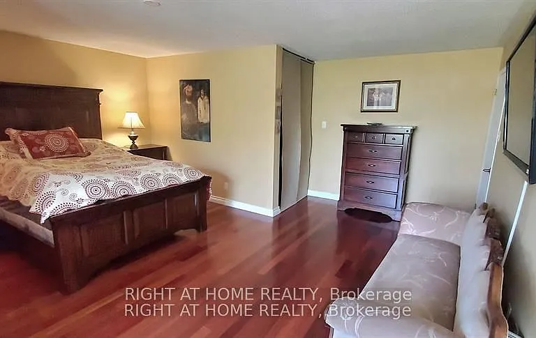 142 Windhurst Dr — Photo 25
