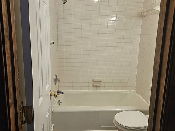 2nd image of 145 Quailwood Pkwy #11537700
