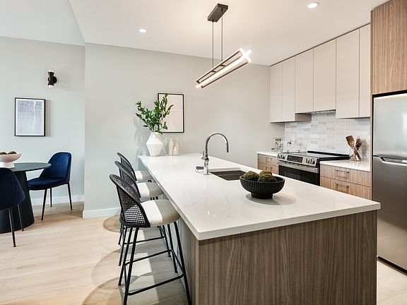 5th image of 1057 Atlantic Ave #925