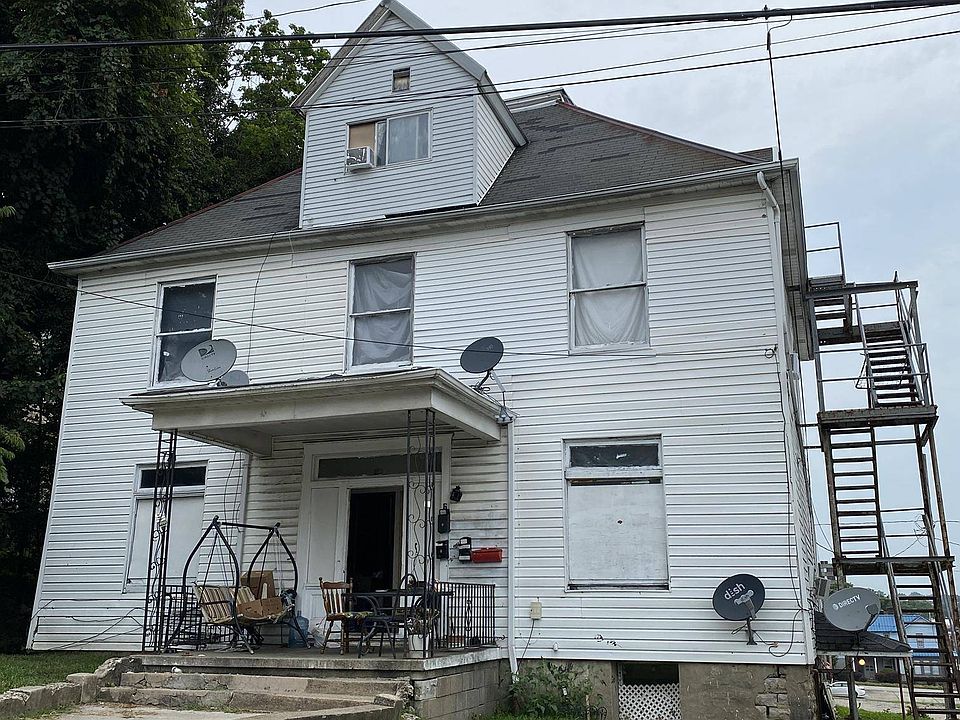 1st image of 6 Nutt Ave