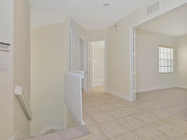 6031 Jonathans Bay Cir #502 — Photo 7