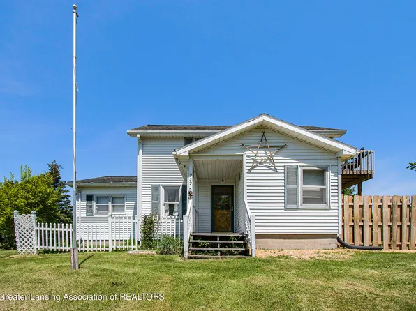 729 Looking Glass Ave, Portland, MI 48875