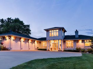 1370 Polo Ct, Cumming, IA 50061