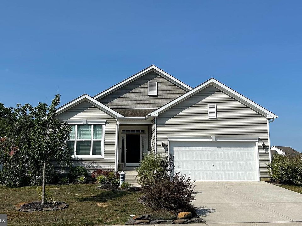 1st image of 48 Walters Way