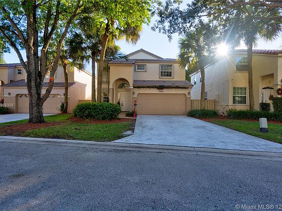 2nd image of 10684 NW 12th Ct