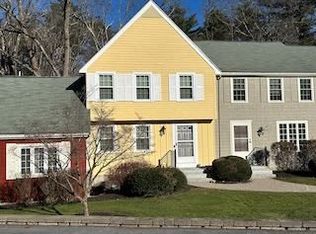 107 King George Dr UNIT 2, Georgetown, MA 01833