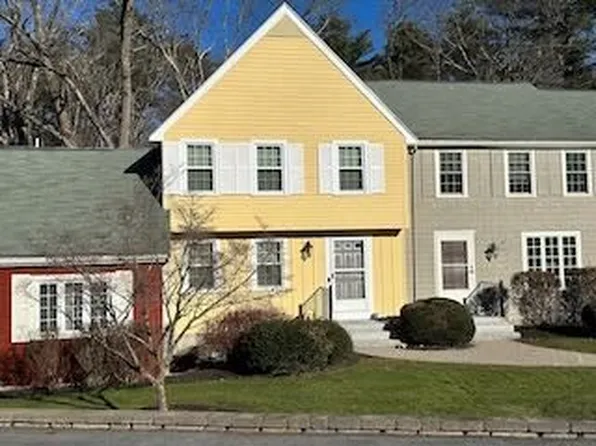107 King George Dr Unit 2, Georgetown, MA 01833