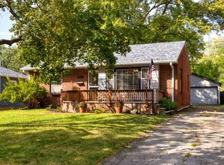 3933 Clinton Ave, Des Moines, IA 50310