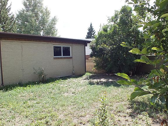 5th image of 3434 Green Valley Rd
