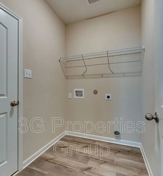 352 Lowery Oaks Trl — Photo 16