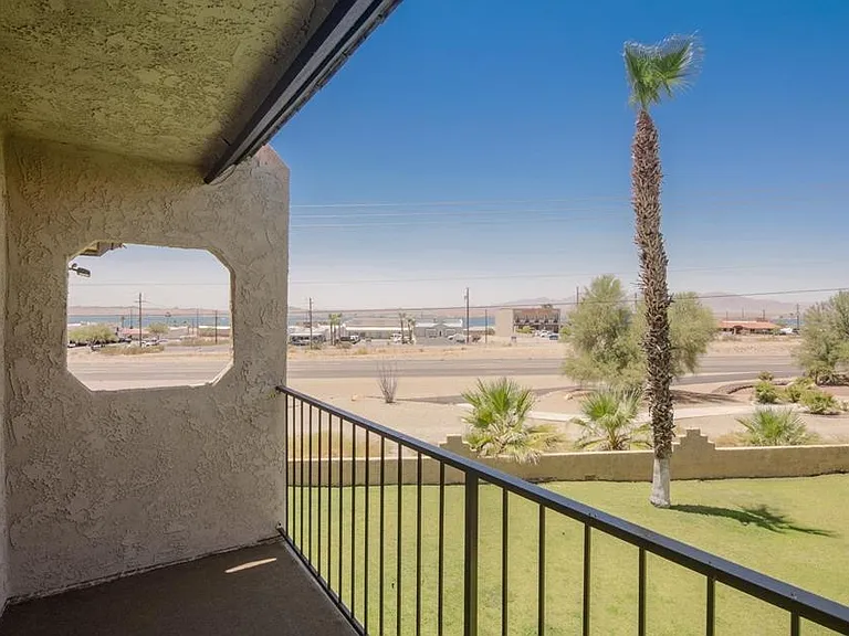 355C N Lake Havasu Ave — Photo 25