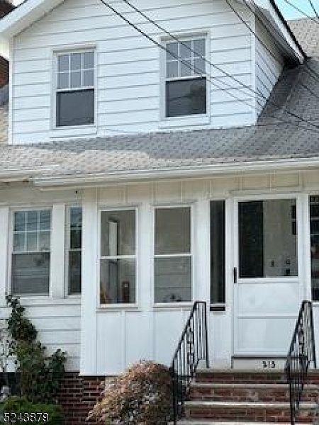 1st image of 215 Jacoby St