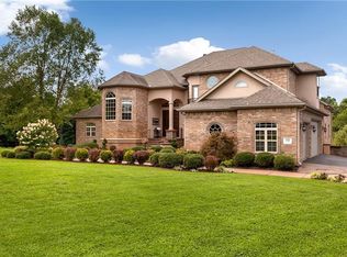 532 Candlelight Cir, Springdale, AR 72762