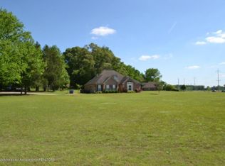 7057 Dunn Ln E, Olive Branch, MS 38654