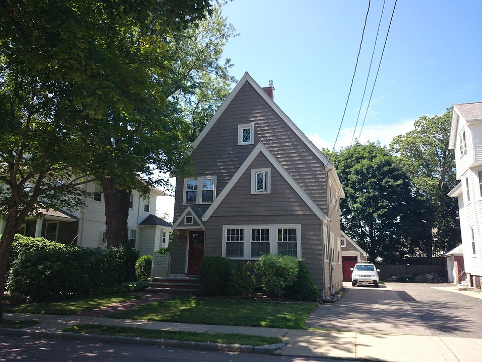 319 Park St, West Roxbury, MA 02132 Zillow