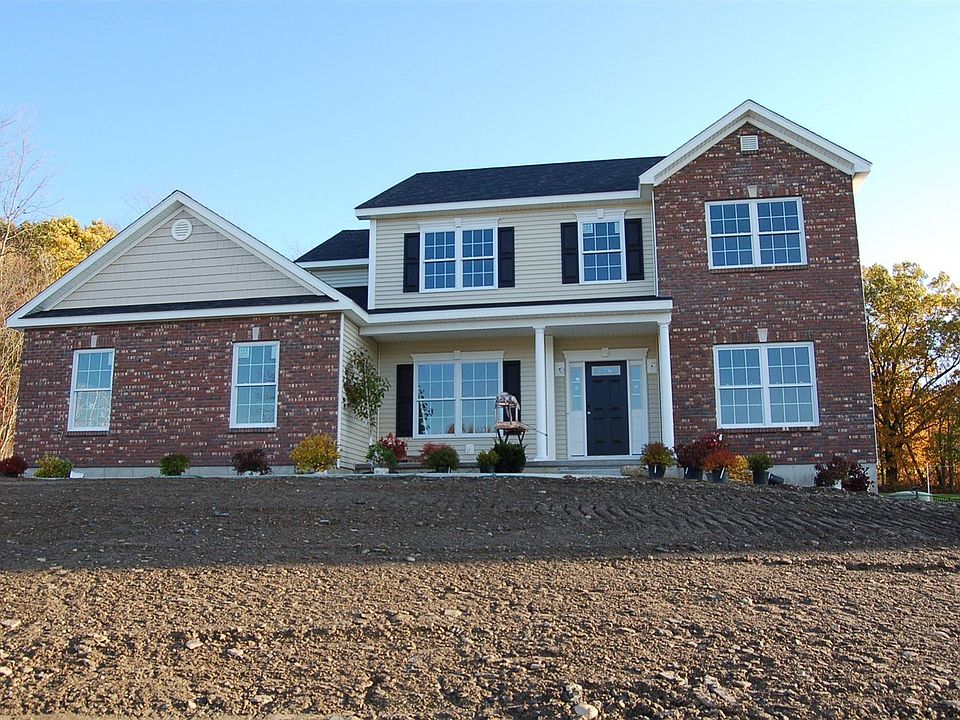 1st image of 8 Meadowbrook Ct