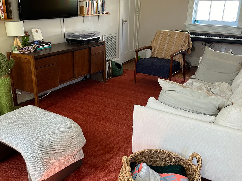 1st image of 1526 2nd St #26C