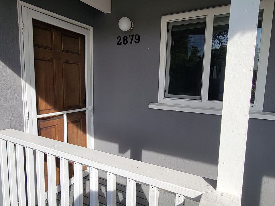 1st image of 2879 Alma St