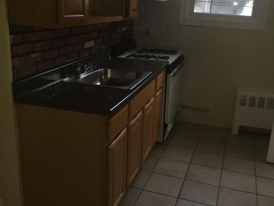 1st image of 137 Morningside Pl APT 3S