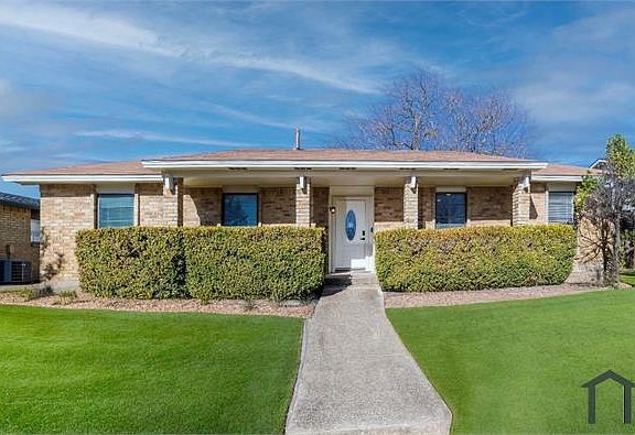 2nd image of 7231 Cloverglen Dr