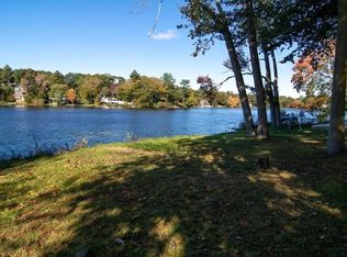 156 Gregory Island Rd, Essex, MA 01929