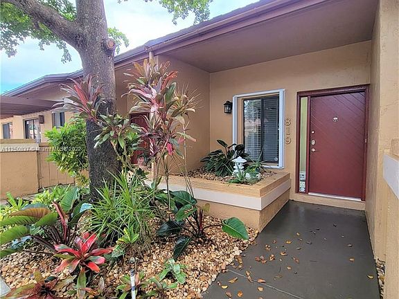 3rd image of 819 NW 79th Ter #819