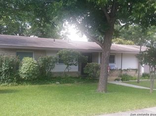 430 Shadywood Ln, San Antonio, TX 78216