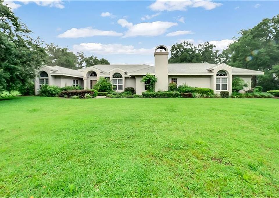 1st image of 38425 Timberlane Dr