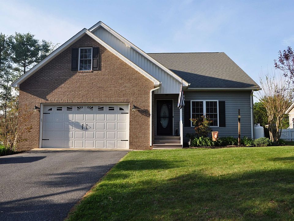 1st image of 1781 Englewood Dr
