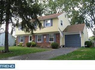 112 Evergreen Rd, Stratford, NJ 08084