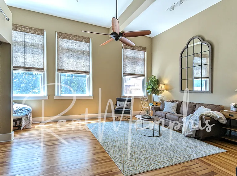 519 S Edgewood St #302/305 — Photo 2