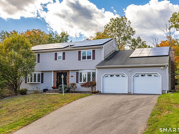 2nd image of 29 Valley View Drive