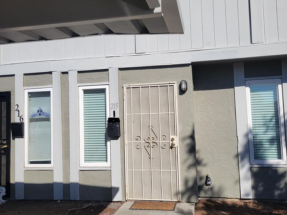 1st image of 215 Del Luz Ct