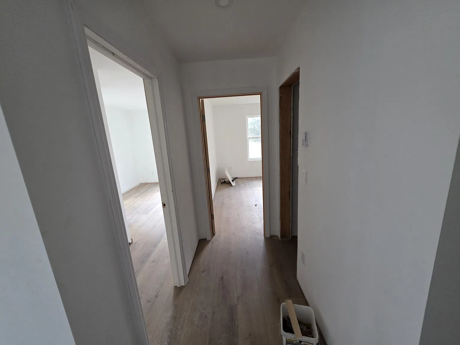 3 bed, 1200 sqft, $2,100 — Photo 4