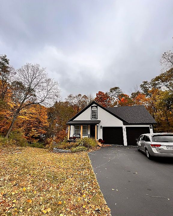 2nd image of 60 Loraine Ave