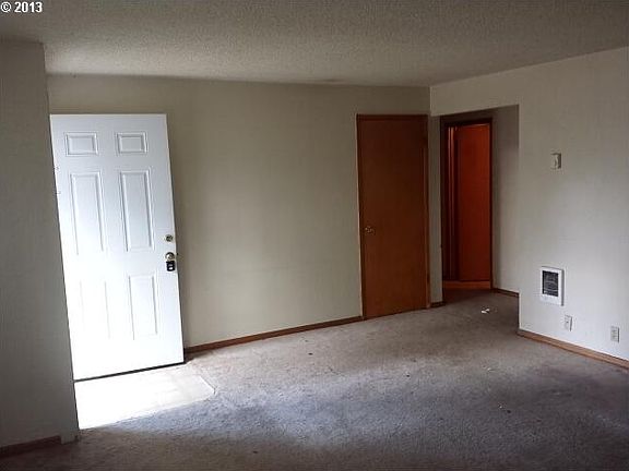 5th image of 9500 NE 67th St