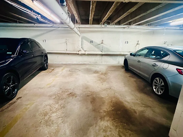 400 O St SW #303 — Photo 16