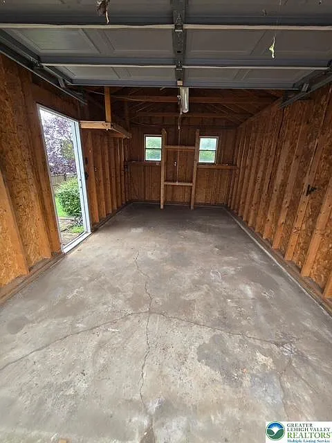 Studio, 240 sqft, $250 — Photo 3