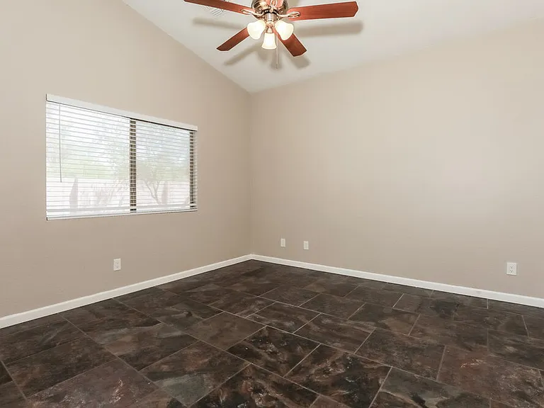 33053 N North Butte Dr — Photo 9