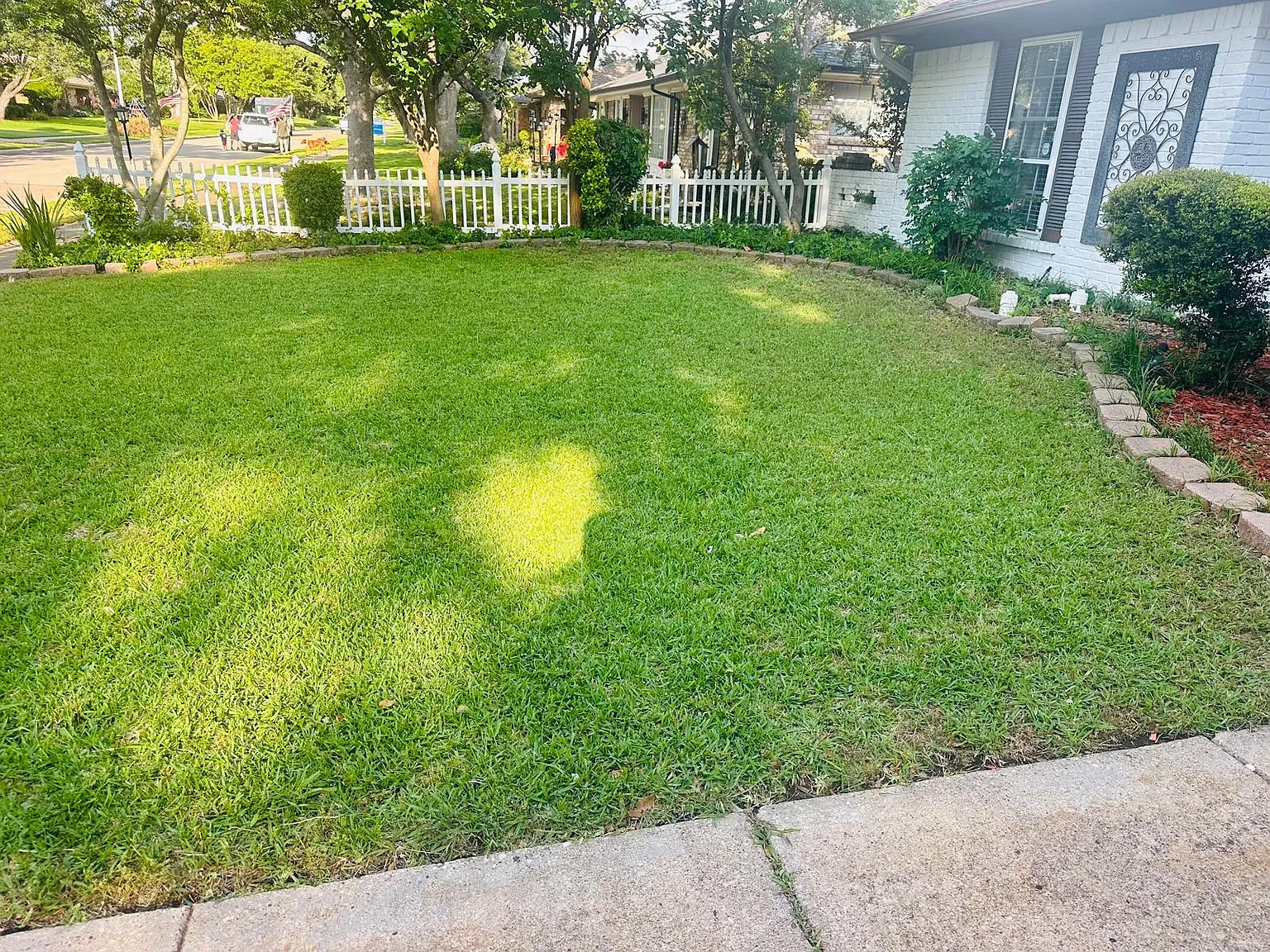 4 bed, 3047 sqft, $840 — Photo 3