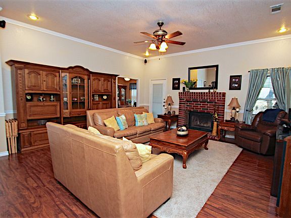 Wood Laminate Floors