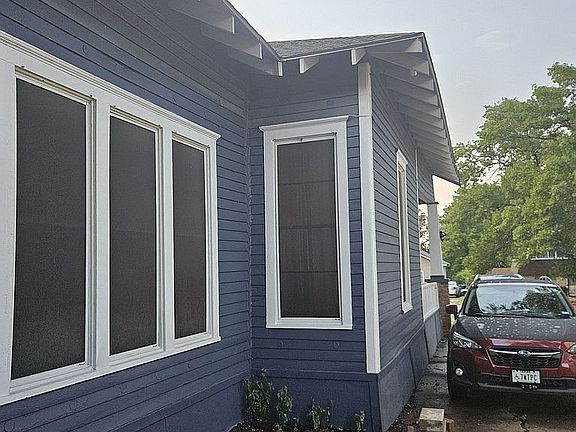 5th image of 806 W Gandy St
