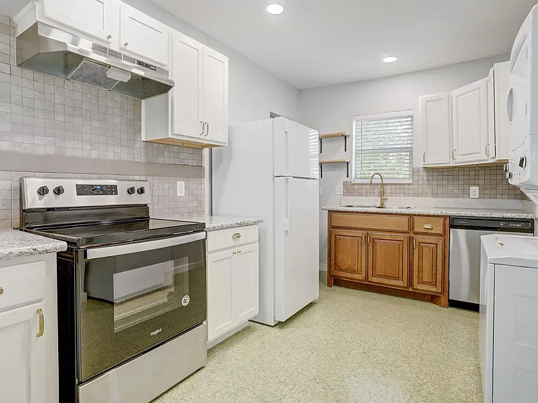 3345 Reeves St #A — Photo 1