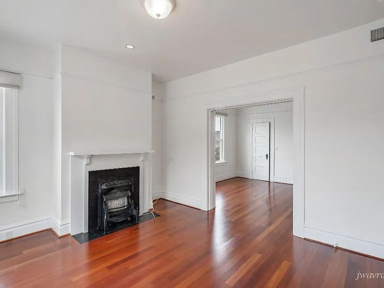 553 Sanchez St — Photo 5