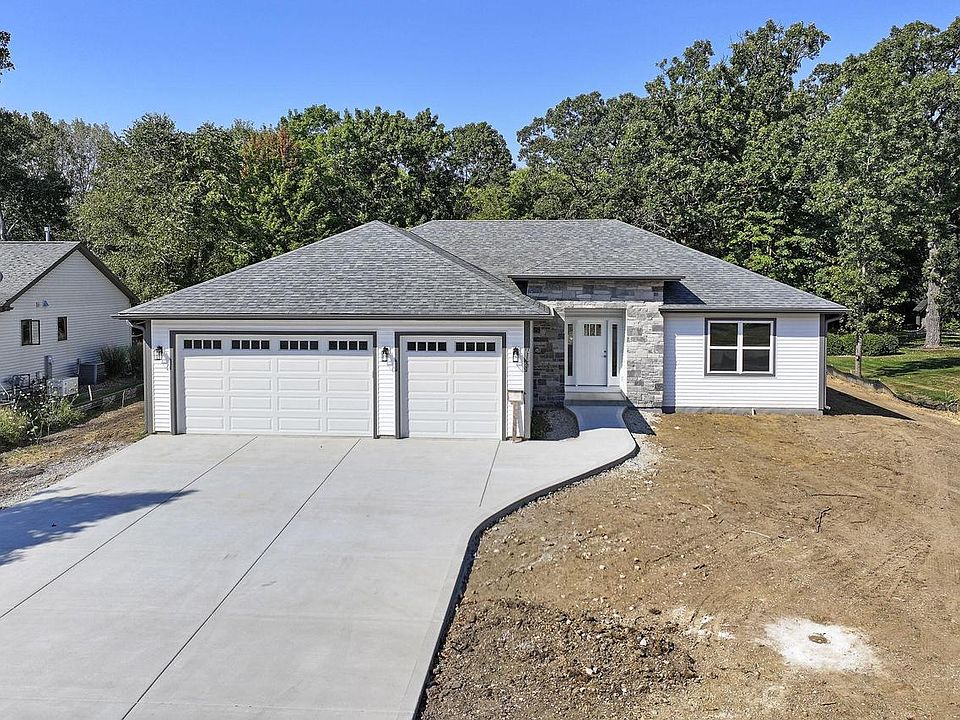 1st image of 11533 8th AVENUE