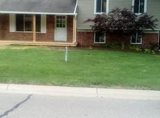 1313 Flamingo, Wixom, MI 48393