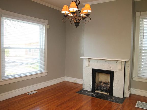 4th image of 6233 Columbia Ave