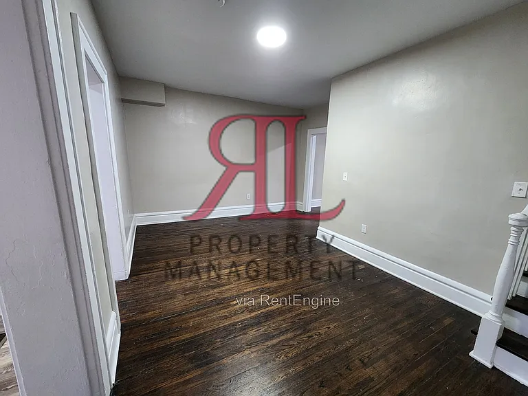 640 S Champion Ave — Photo 10