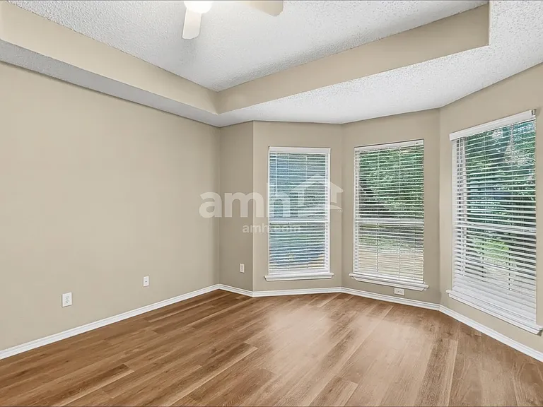 3307 Saint Pierre — Photo 20