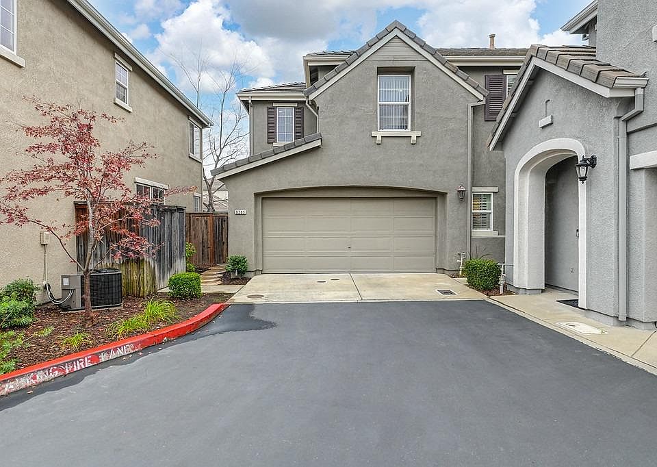 1st image of 9205 Cortina Cir #207